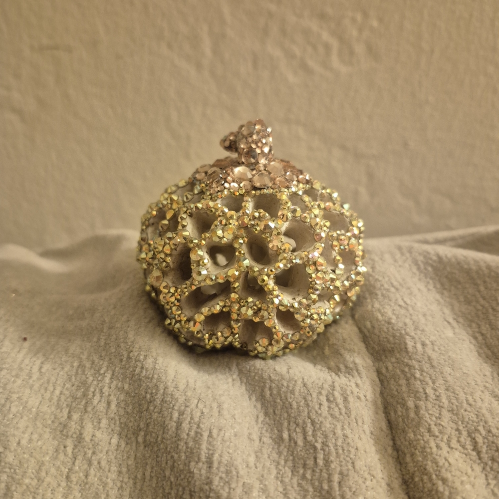Elegant Gold and Silver Crystal Jewelry Piece